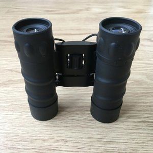 - Qatar airways light compact spotting watching BINOCULARS 10x25